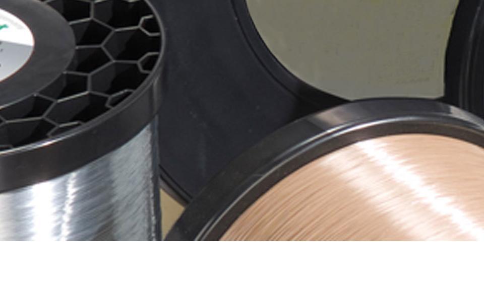 Hintergrundbild der Erodierdrähte